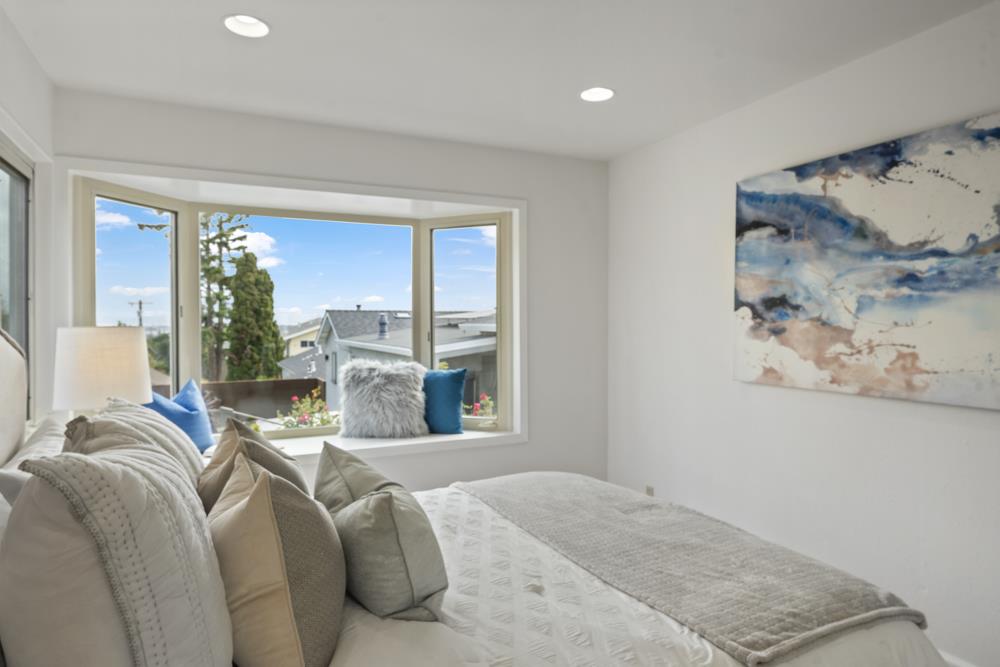 Detail Gallery Image 28 of 70 For 2929 Monterey St, San Mateo,  CA 94403 - 3 Beds | 3 Baths