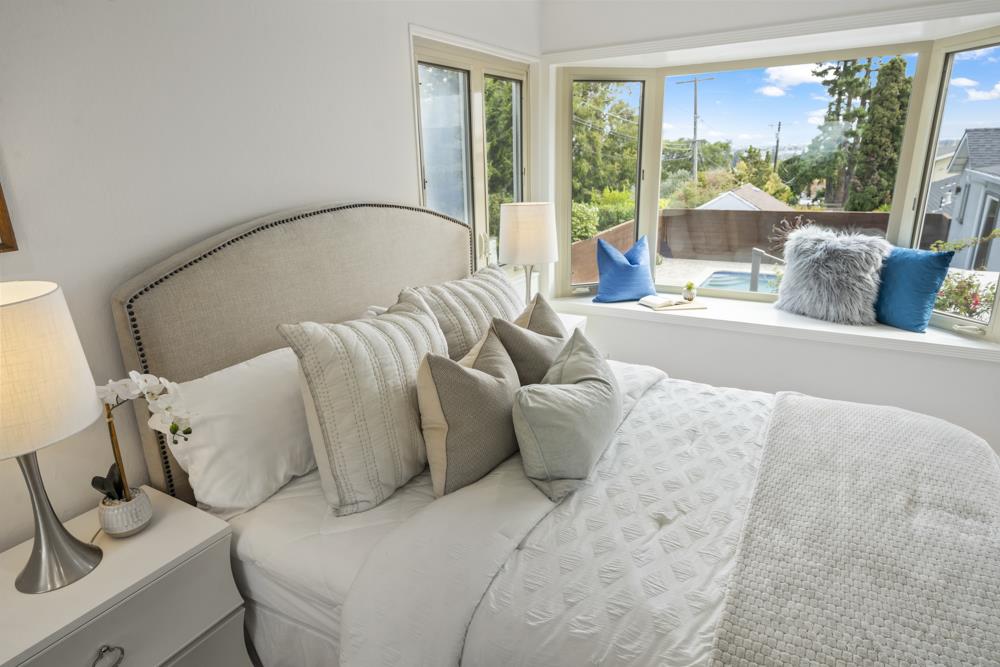 Detail Gallery Image 29 of 70 For 2929 Monterey St, San Mateo,  CA 94403 - 3 Beds | 3 Baths