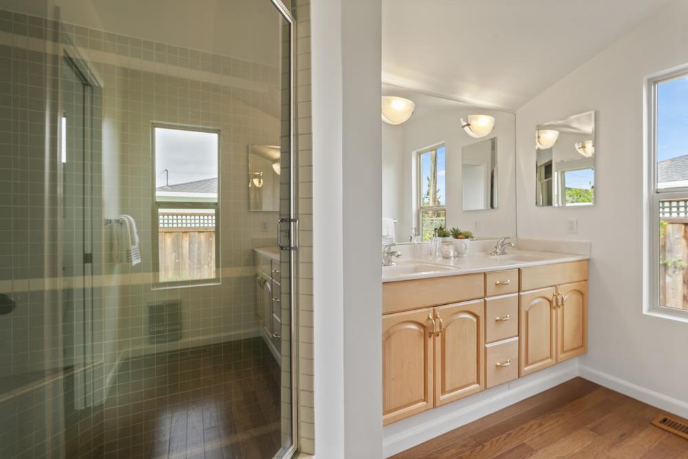 Detail Gallery Image 31 of 70 For 2929 Monterey St, San Mateo,  CA 94403 - 3 Beds | 3 Baths