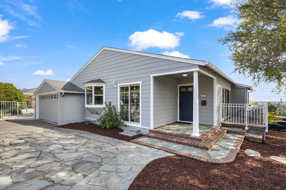 Detail Gallery Image 44 of 70 For 2929 Monterey St, San Mateo,  CA 94403 - 3 Beds | 3 Baths