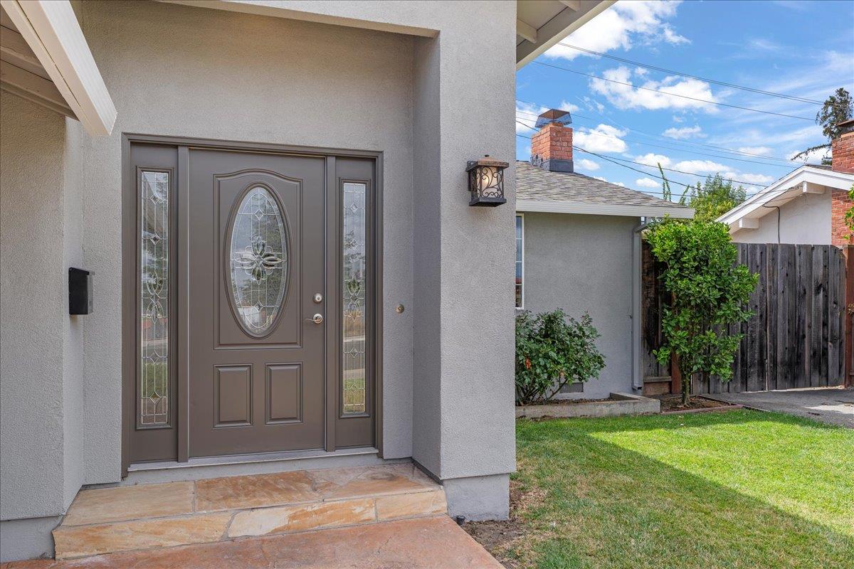 Detail Gallery Image 15 of 25 For 19220 Tilson Ave, Cupertino,  CA 95014 - 3 Beds | 3 Baths
