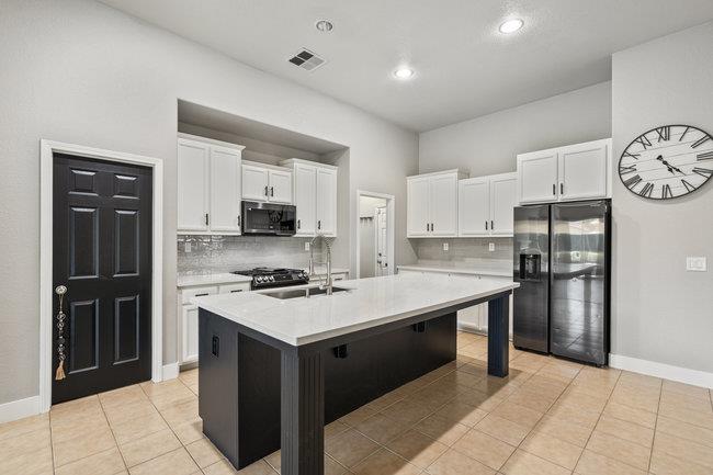 Detail Gallery Image 19 of 60 For 2095 Palermo Dr, Los Banos,  CA 93635 - 4 Beds | 2 Baths