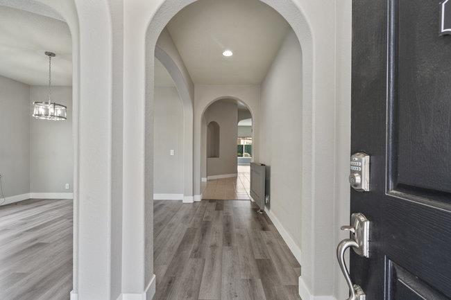 Detail Gallery Image 5 of 60 For 2095 Palermo Dr, Los Banos,  CA 93635 - 4 Beds | 2 Baths