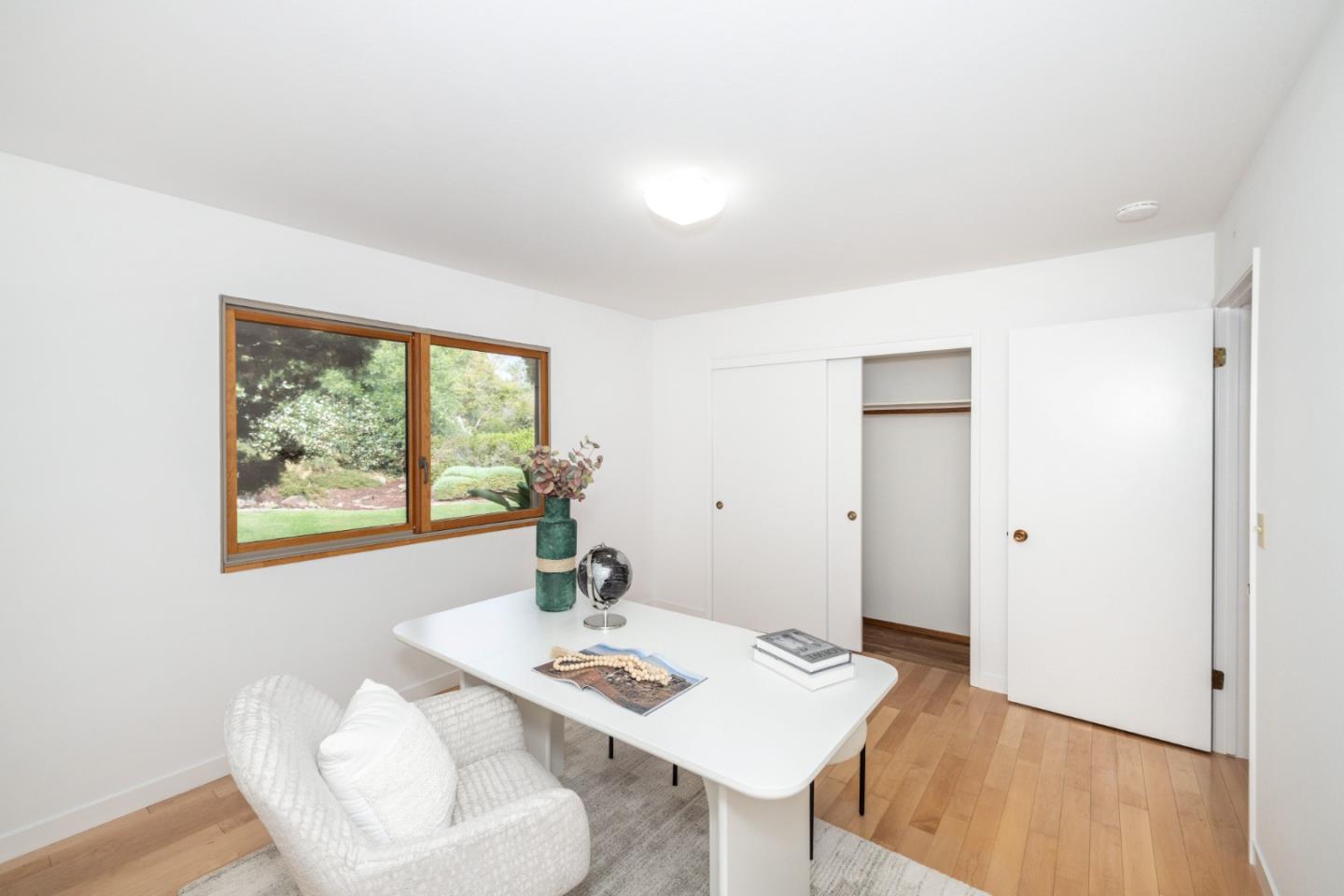 Detail Gallery Image 11 of 24 For 26939 Beatrice Ln, Los Altos Hills,  CA 94022 - 4 Beds | 2/1 Baths