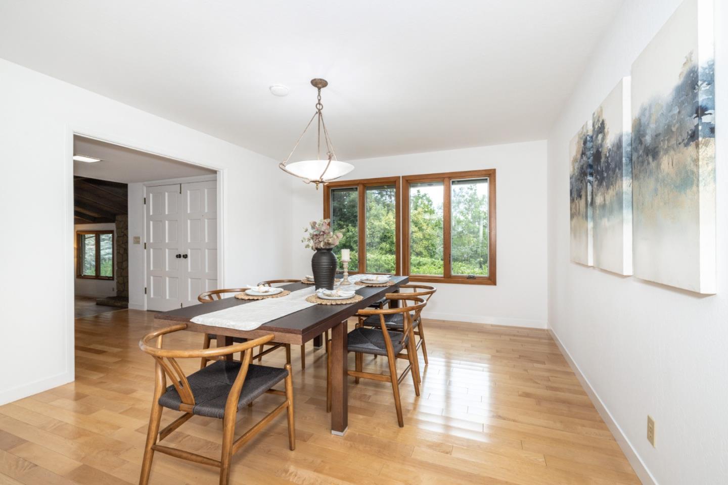 Detail Gallery Image 5 of 24 For 26939 Beatrice Ln, Los Altos Hills,  CA 94022 - 4 Beds | 2/1 Baths