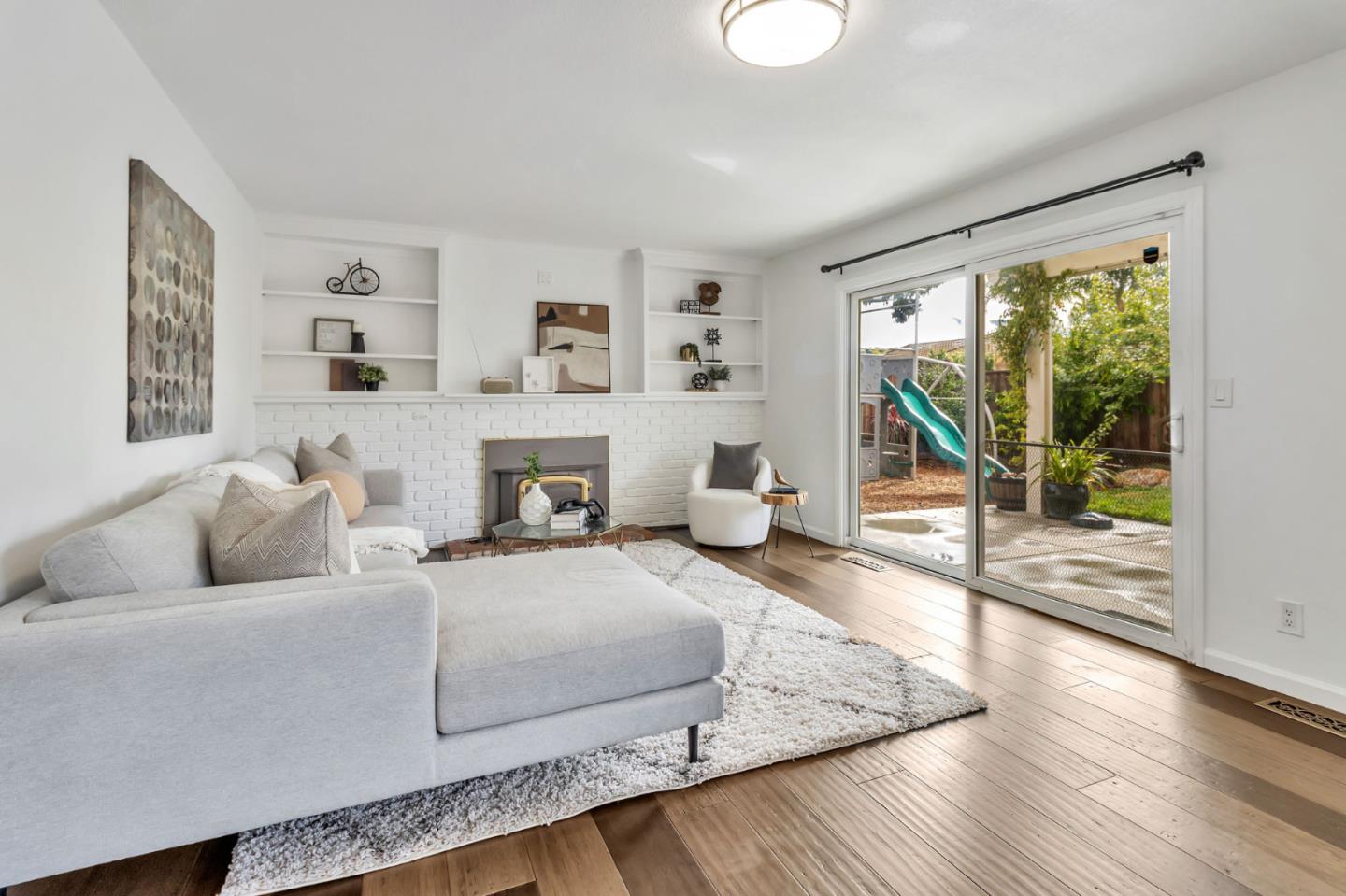 Detail Gallery Image 9 of 45 For 6107 Oak Forest Way, San Jose,  CA 95120 - 4 Beds | 2/1 Baths
