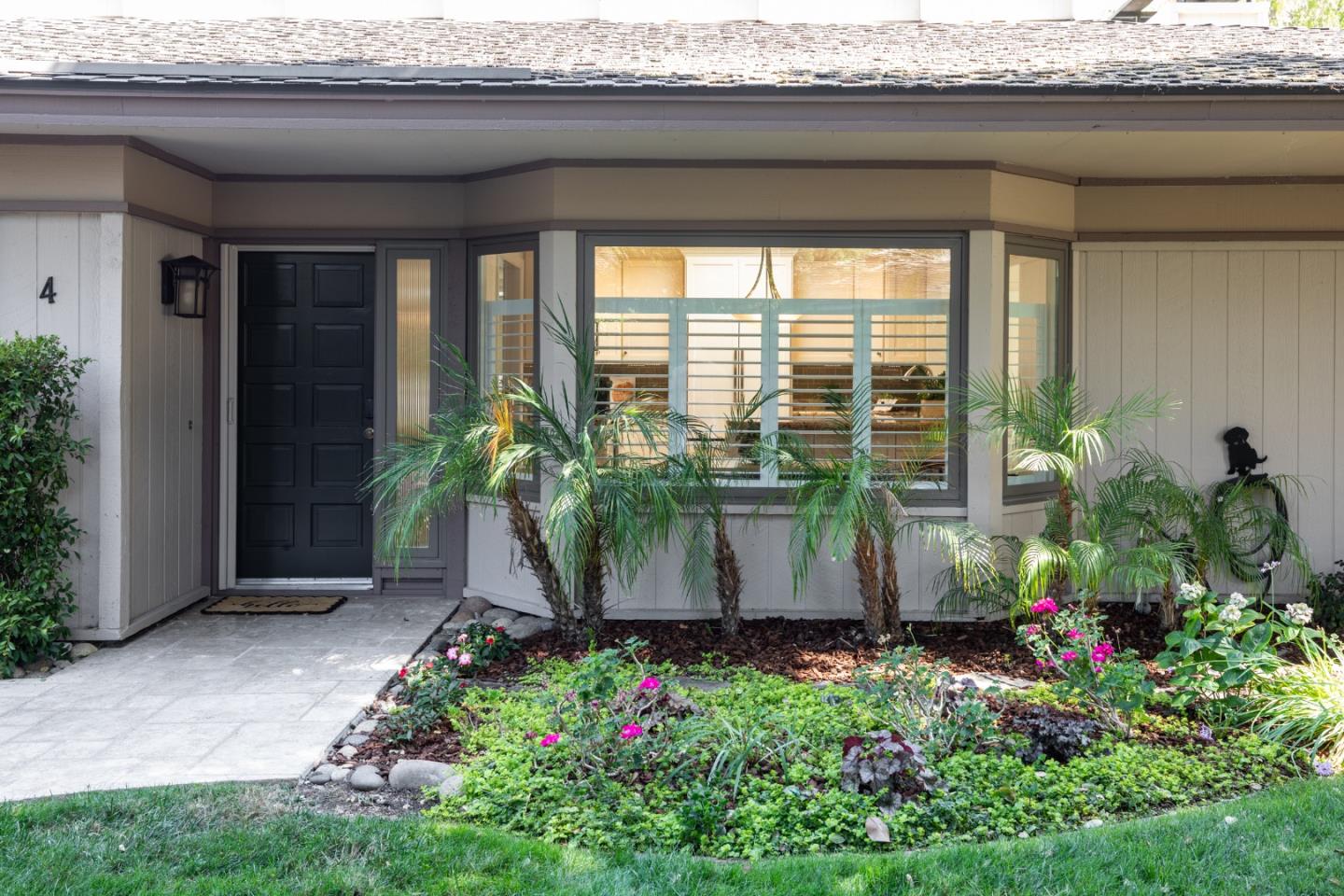 Detail Gallery Image 2 of 37 For 4 Bay Tree Ln, Los Altos,  CA 94022 - 2 Beds | 2 Baths