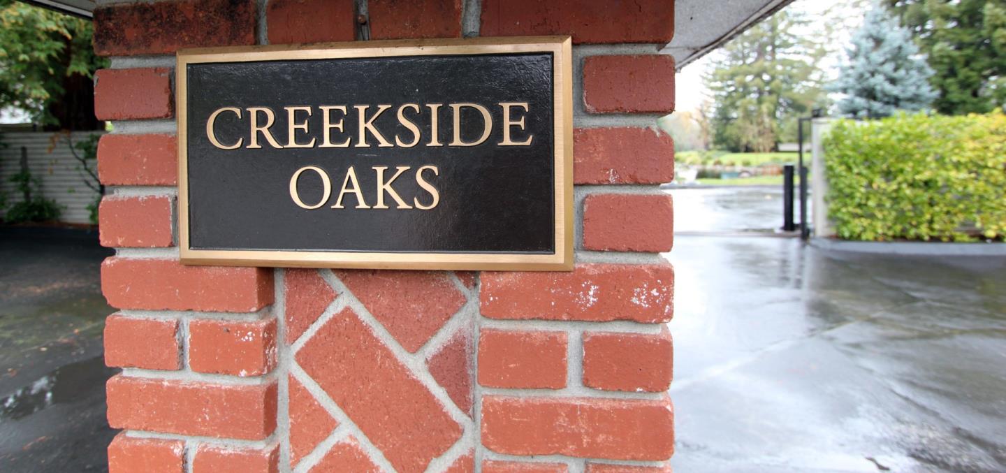 Detail Gallery Image 35 of 37 For 4 Bay Tree Ln, Los Altos,  CA 94022 - 2 Beds | 2 Baths