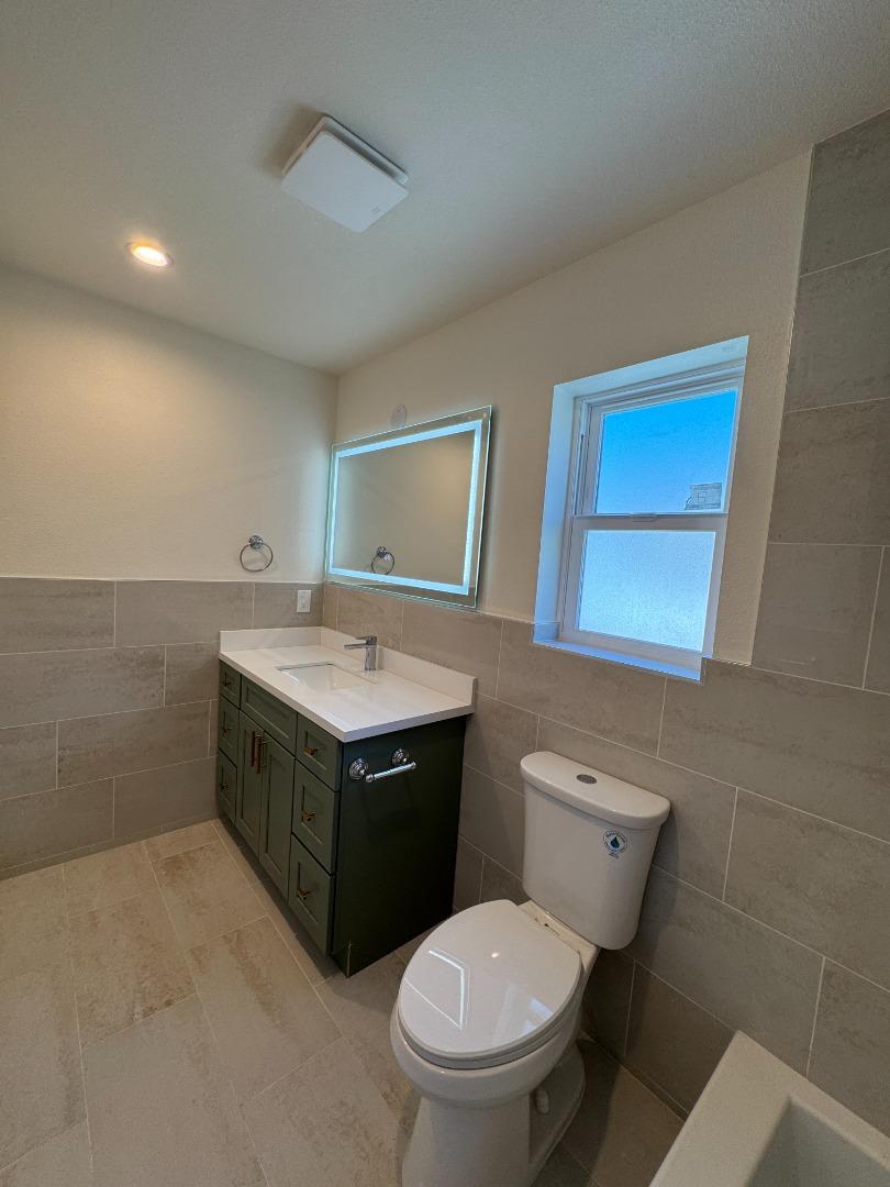 Detail Gallery Image 18 of 19 For 12819 Beverly Blvd, Whittier,  CA 90601 - 2 Beds | 1 Baths
