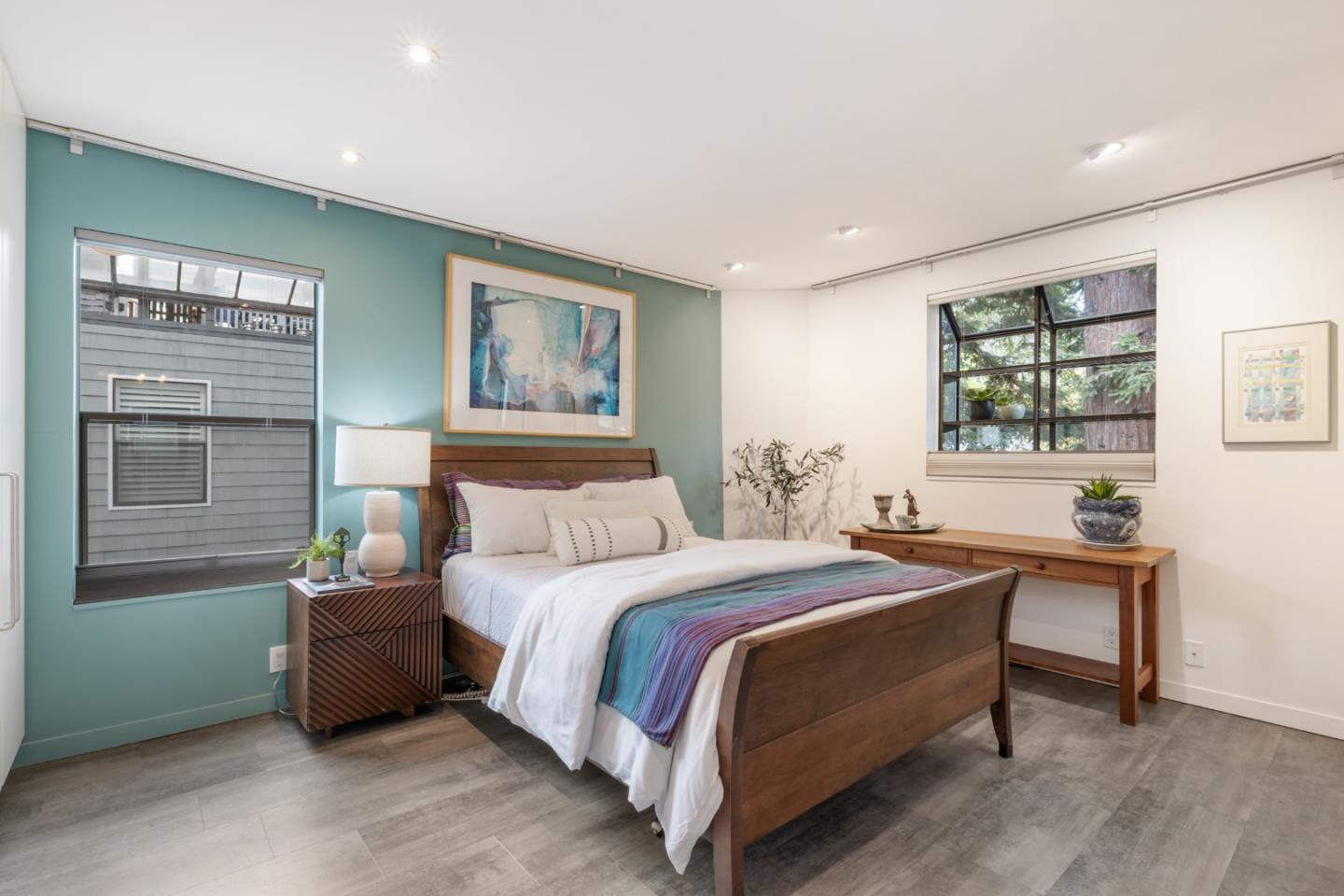 Detail Gallery Image 11 of 26 For 237 High St, Palo Alto,  CA 94301 - 3 Beds | 2 Baths
