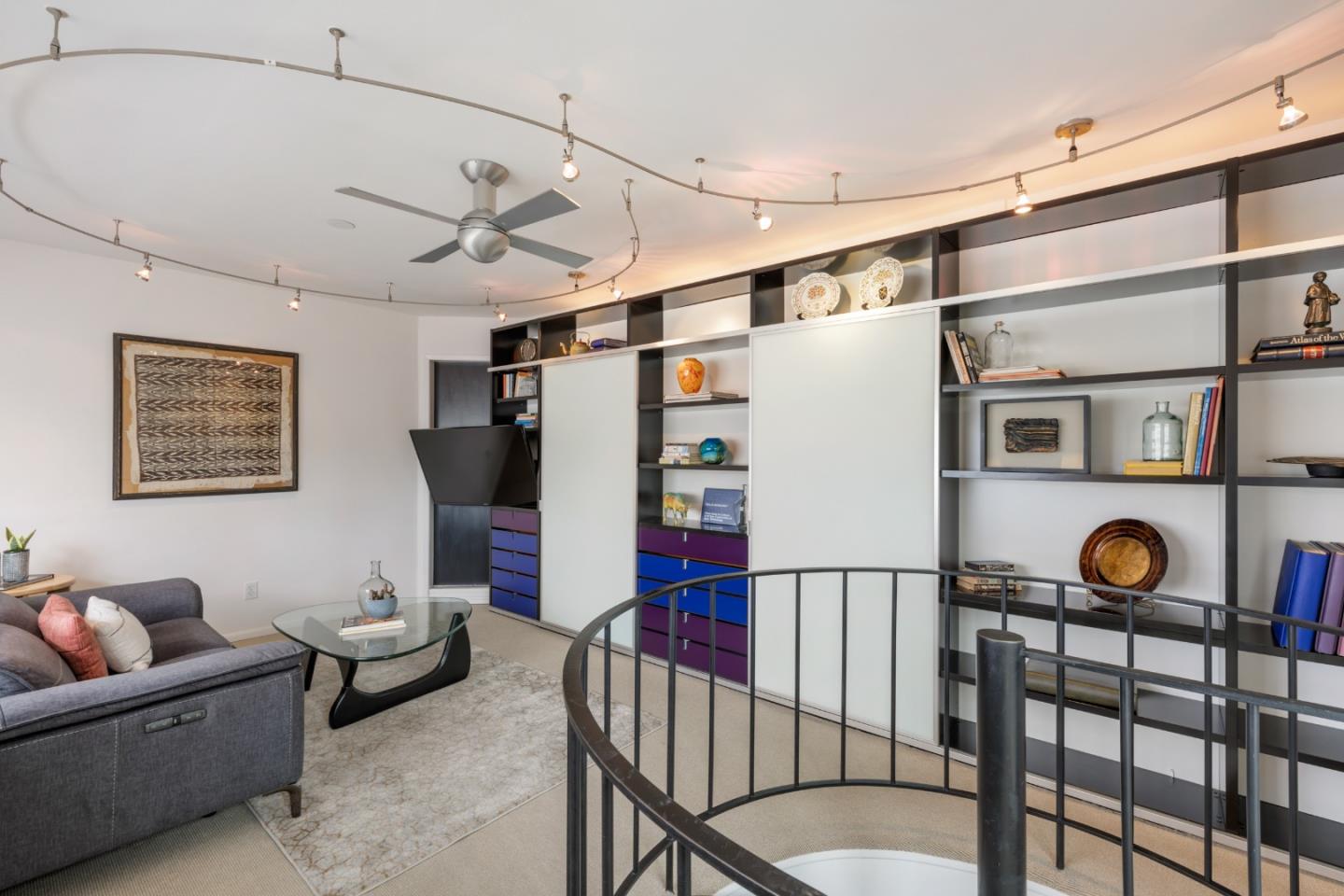 Detail Gallery Image 15 of 26 For 237 High St, Palo Alto,  CA 94301 - 3 Beds | 2 Baths