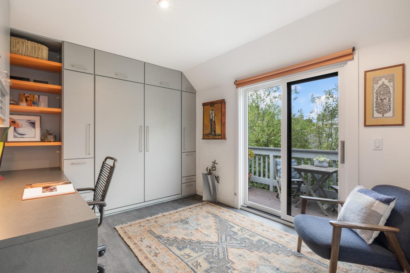 Detail Gallery Image 7 of 26 For 237 High St, Palo Alto,  CA 94301 - 3 Beds | 2 Baths