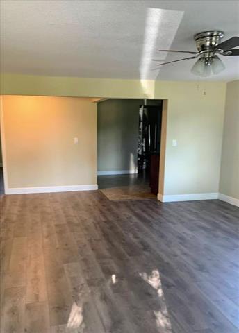 Detail Gallery Image 5 of 25 For 1620 Sycamore Ave, Stockton,  CA 95205 - 3 Beds | 2 Baths