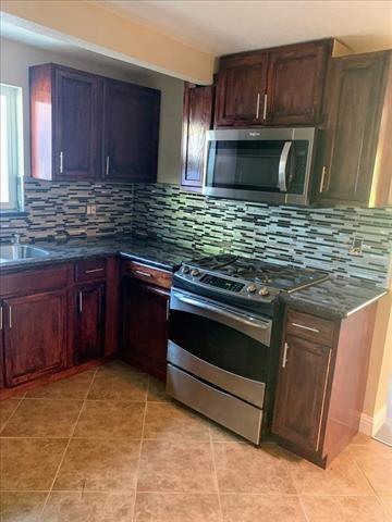 Detail Gallery Image 8 of 25 For 1620 Sycamore Ave, Stockton,  CA 95205 - 3 Beds | 2 Baths