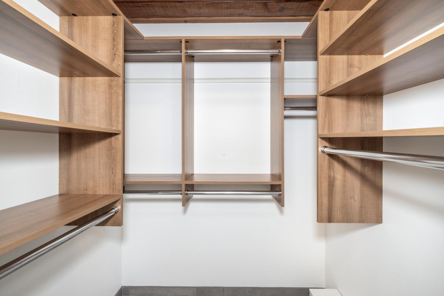 Detail Gallery Image 17 of 37 For 176 Ferne Ct, Palo Alto,  CA 94306 - 3 Beds | 2 Baths