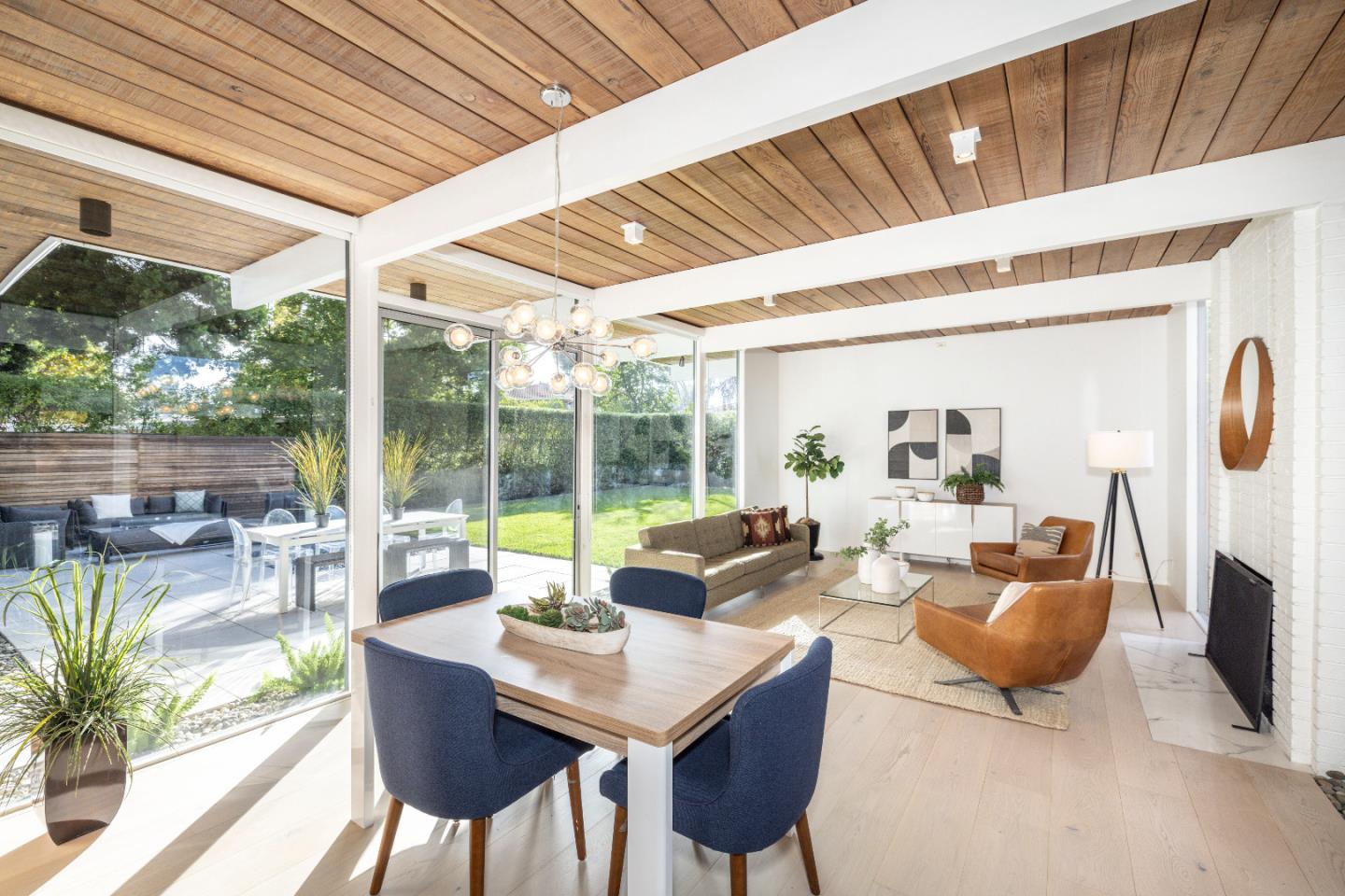 Detail Gallery Image 5 of 37 For 176 Ferne Ct, Palo Alto,  CA 94306 - 3 Beds | 2 Baths