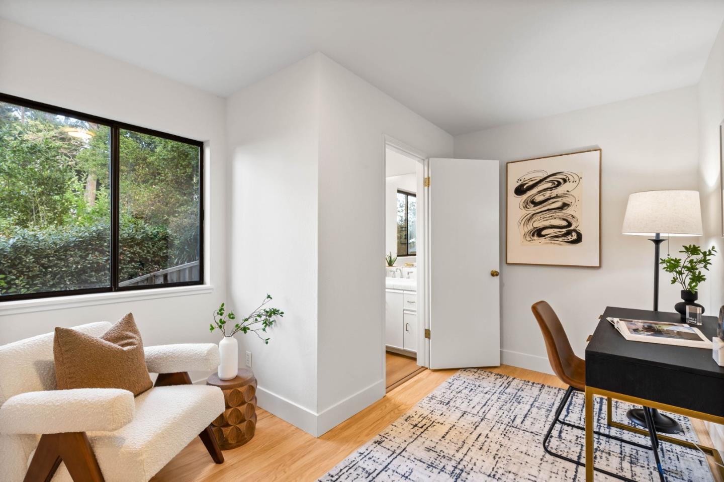 Detail Gallery Image 12 of 33 For 416 Crest Dr, Redwood City,  CA 94062 - 4 Beds | 3/1 Baths