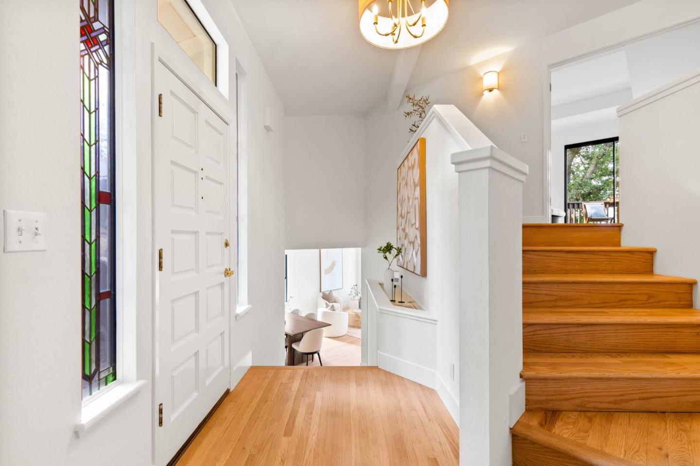 Detail Gallery Image 3 of 33 For 416 Crest Dr, Redwood City,  CA 94062 - 4 Beds | 3/1 Baths