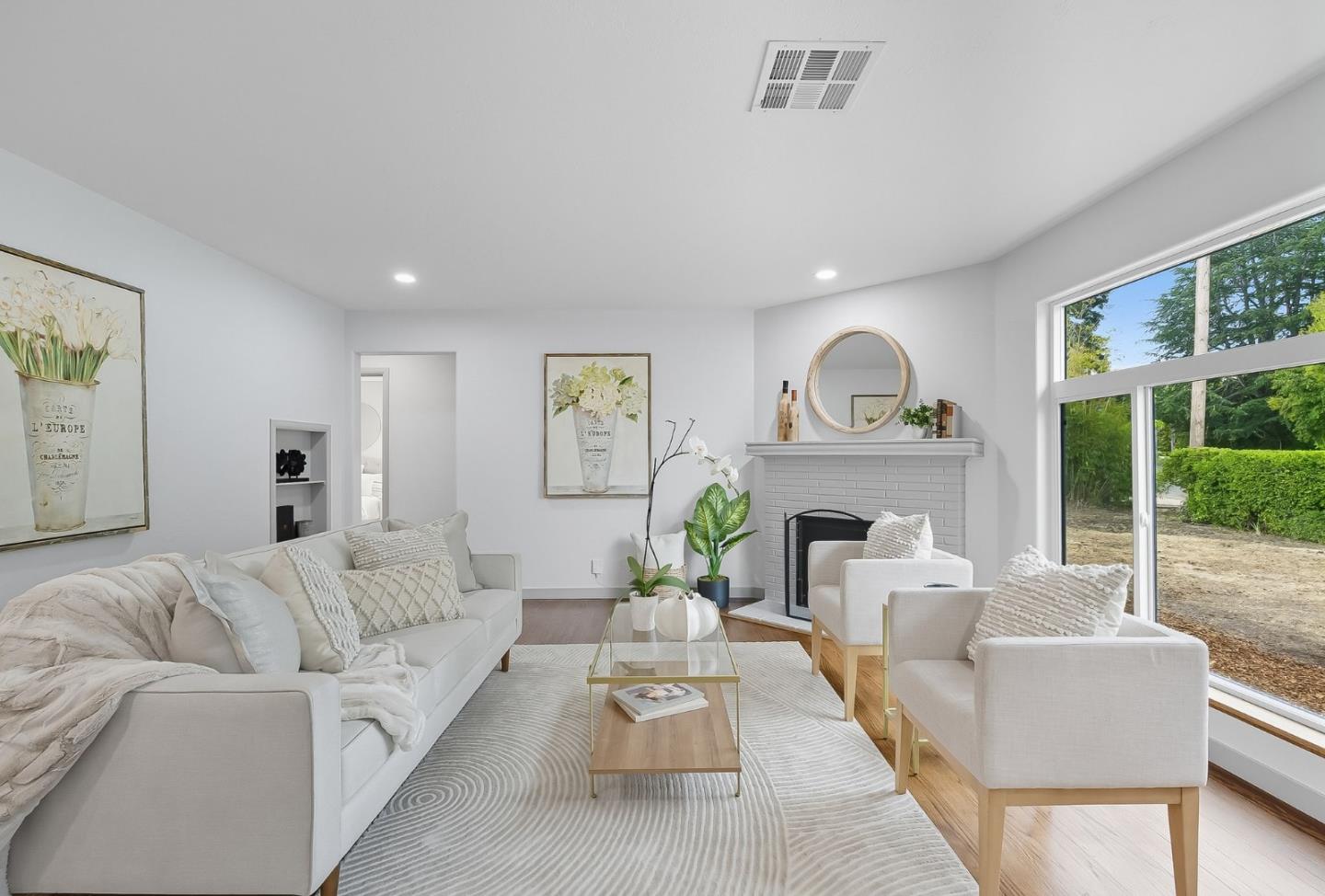 Detail Gallery Image 5 of 56 For 771 Sunshine Dr, Los Altos,  CA 94024 - 5 Beds | 3 Baths
