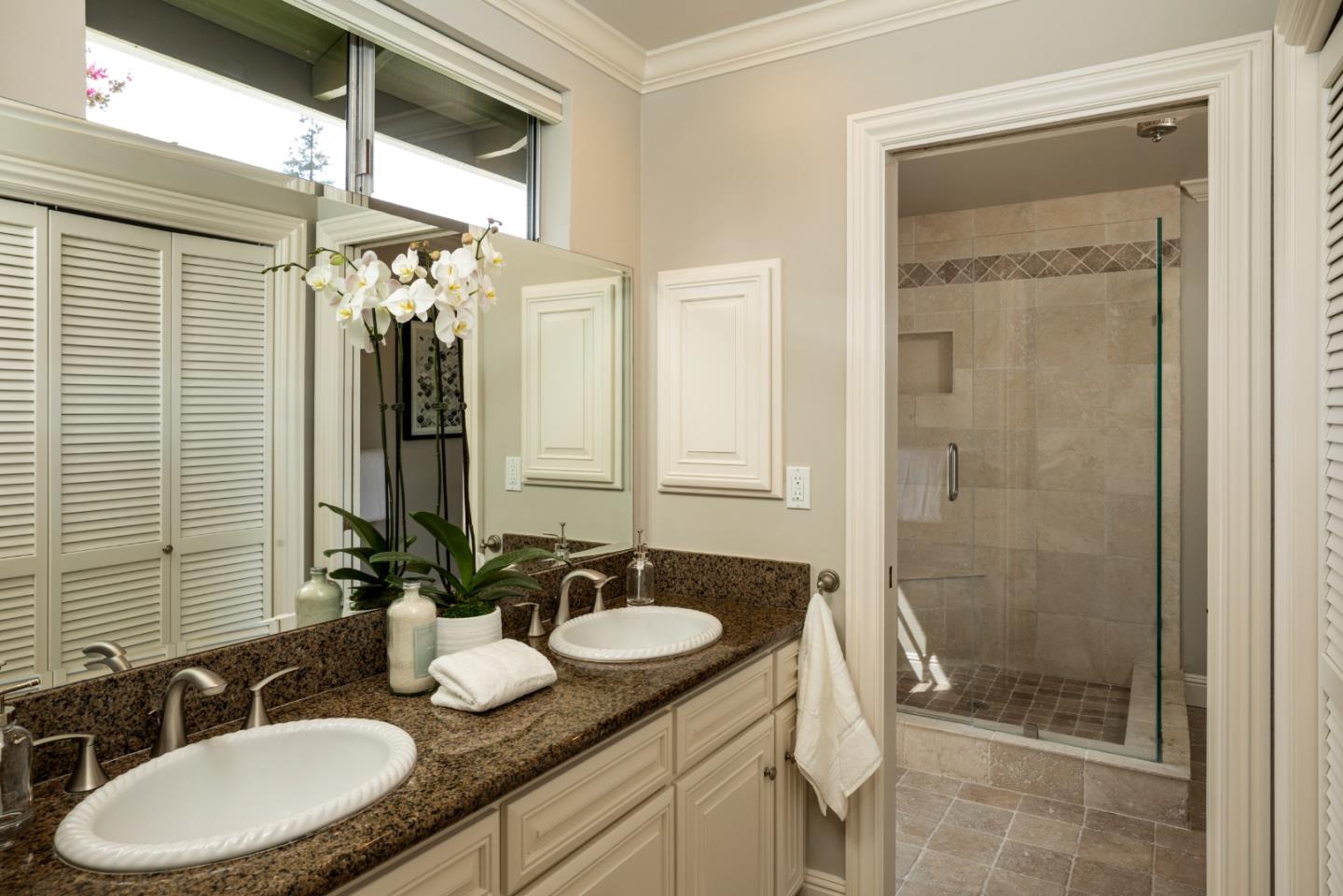 Detail Gallery Image 16 of 49 For 1762 Austin Ave, Los Altos,  CA 94024 - 4 Beds | 3/1 Baths