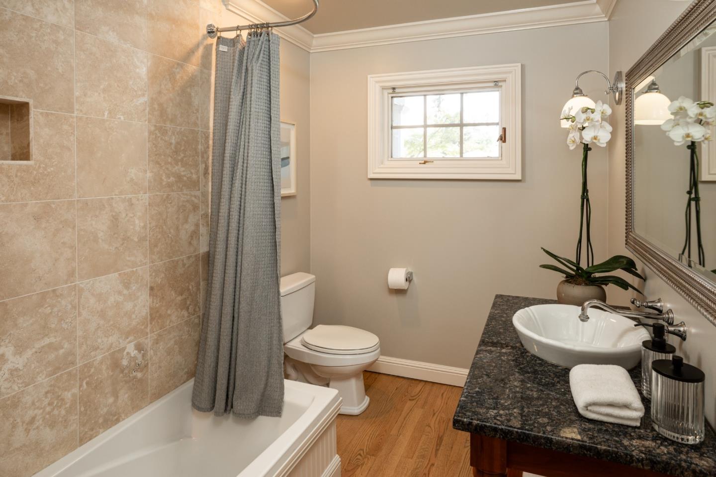 Detail Gallery Image 23 of 49 For 1762 Austin Ave, Los Altos,  CA 94024 - 4 Beds | 3/1 Baths