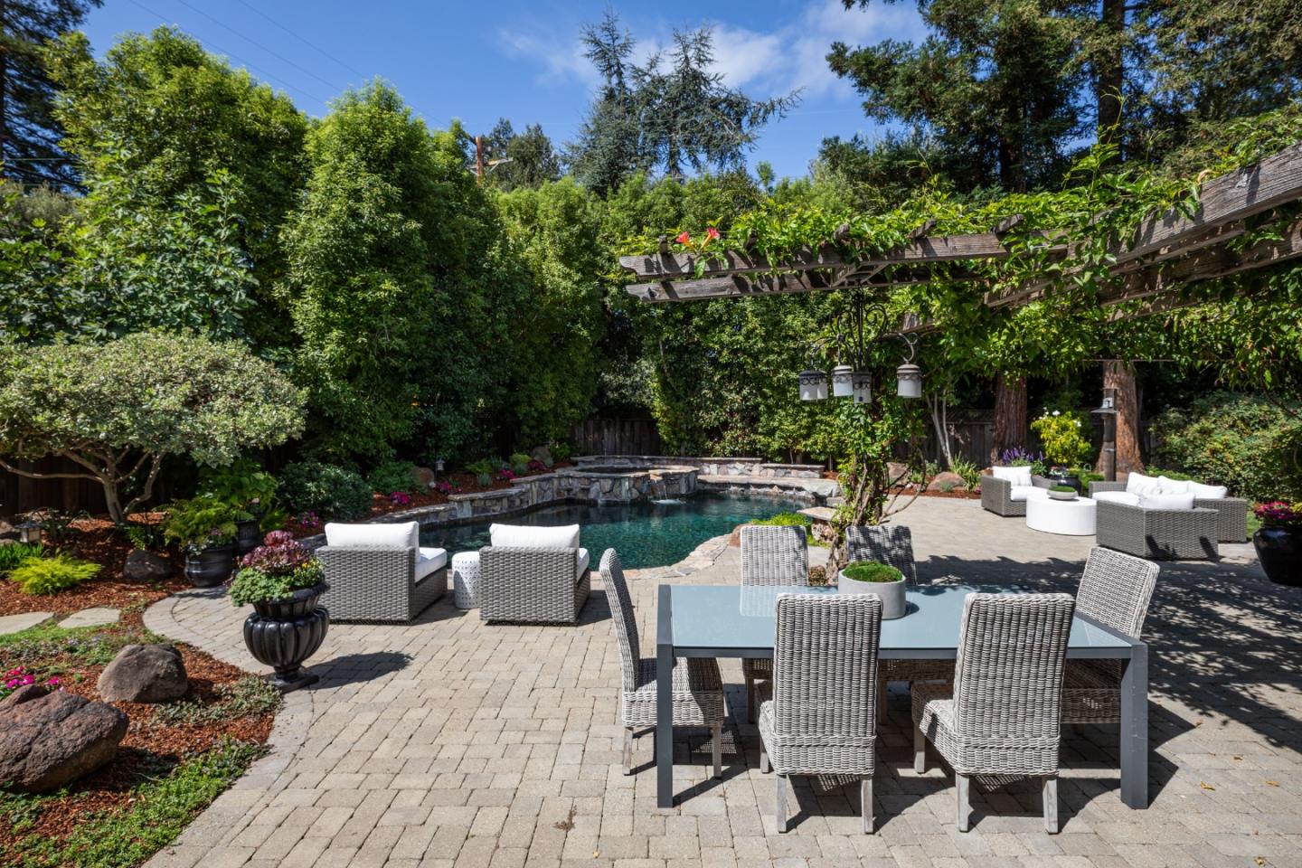 Detail Gallery Image 25 of 49 For 1762 Austin Ave, Los Altos,  CA 94024 - 4 Beds | 3/1 Baths
