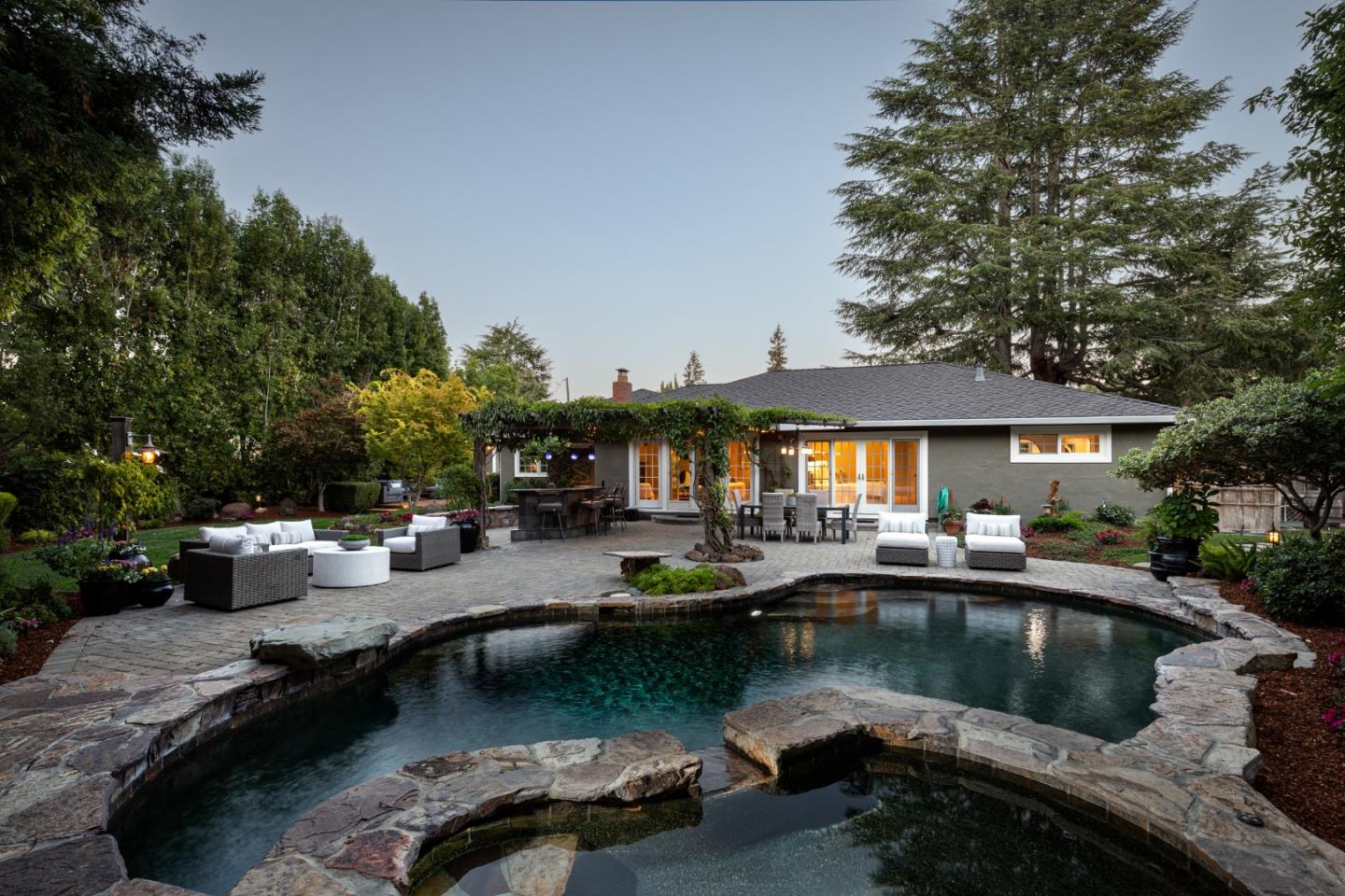 Detail Gallery Image 41 of 49 For 1762 Austin Ave, Los Altos,  CA 94024 - 4 Beds | 3/1 Baths