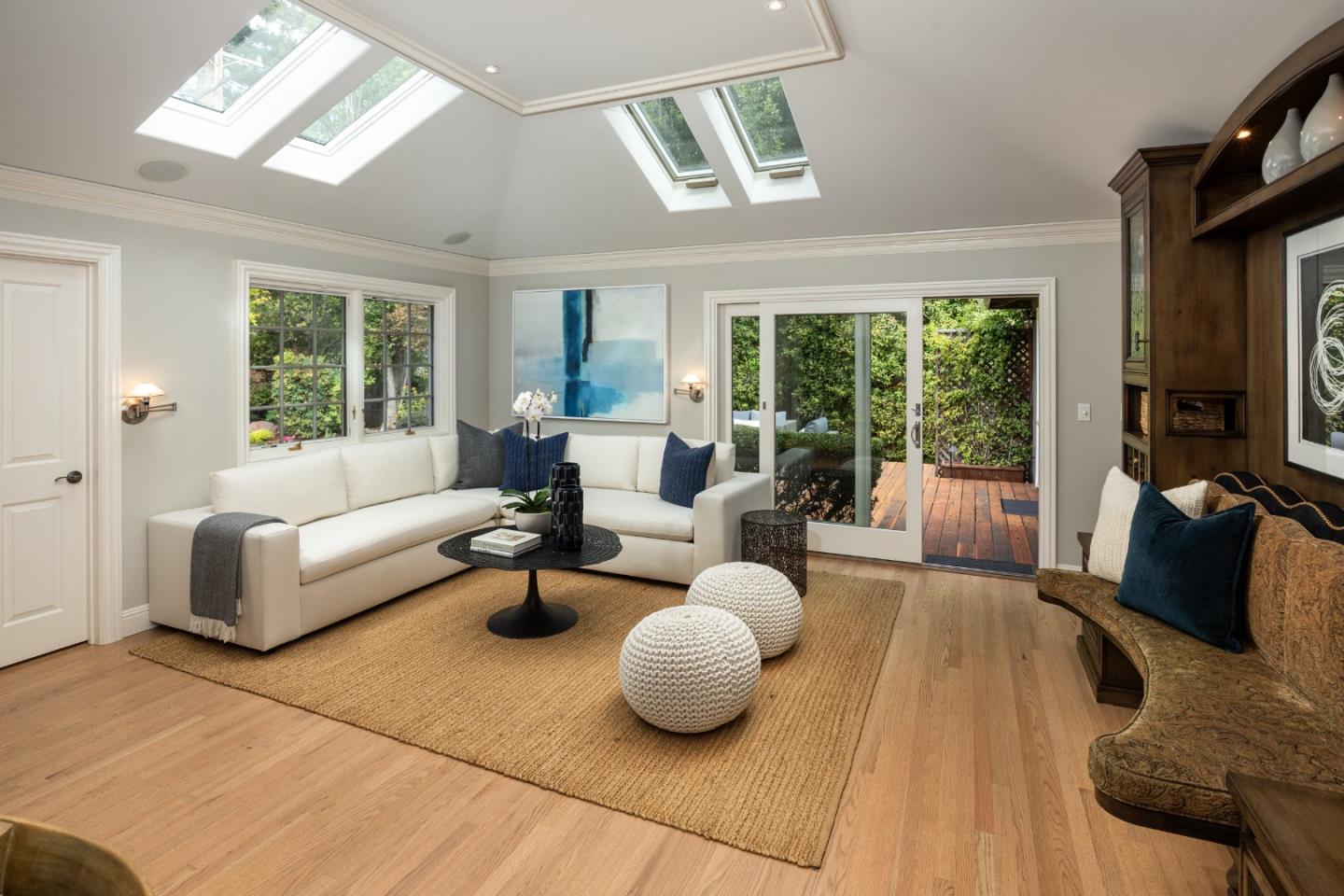 Detail Gallery Image 9 of 49 For 1762 Austin Ave, Los Altos,  CA 94024 - 4 Beds | 3/1 Baths