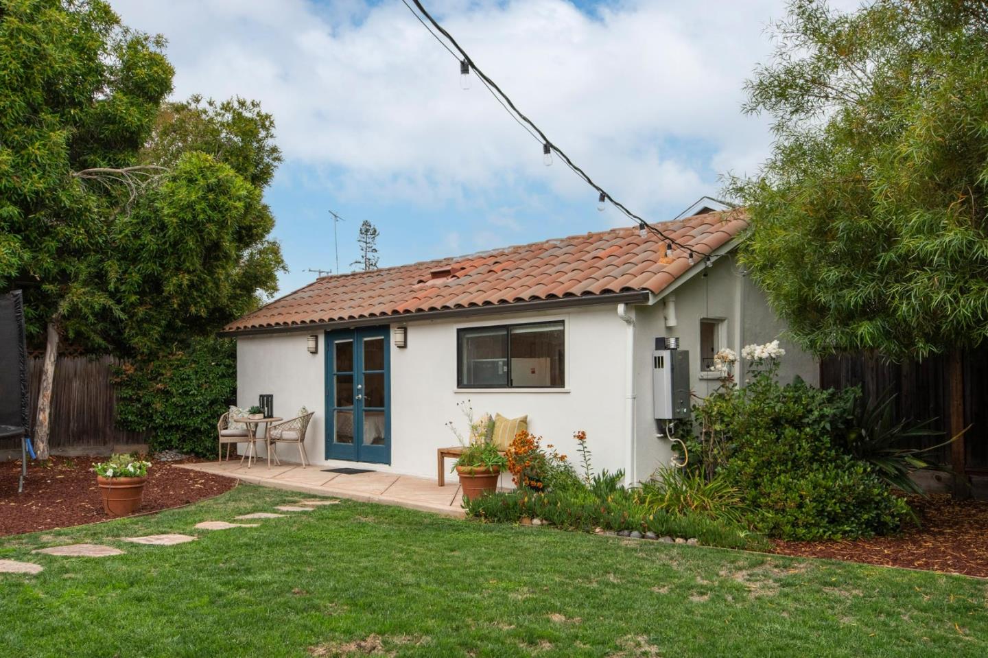 Detail Gallery Image 16 of 27 For 300 31st Ave, San Mateo,  CA 94403 - 3 Beds | 2 Baths