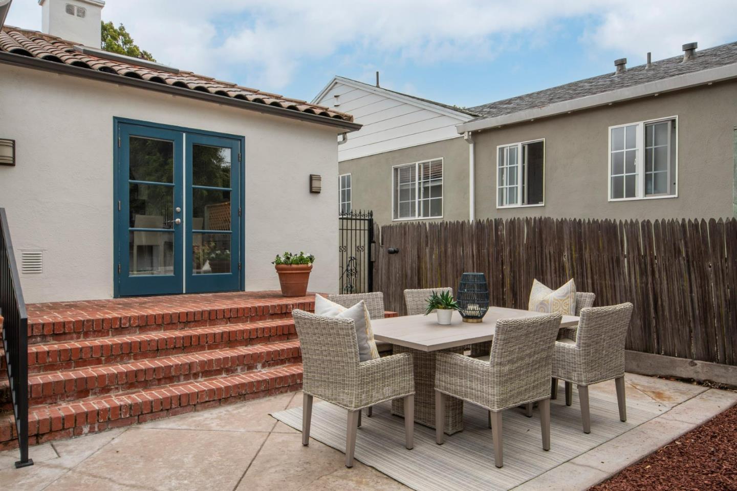 Detail Gallery Image 24 of 27 For 300 31st Ave, San Mateo,  CA 94403 - 3 Beds | 2 Baths