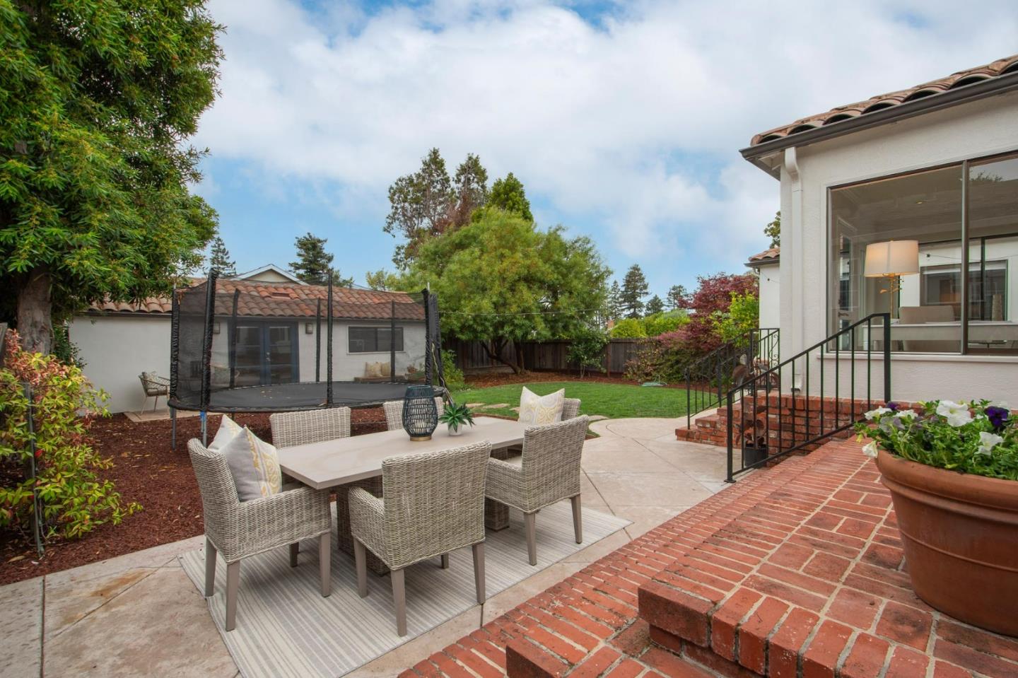 Detail Gallery Image 25 of 27 For 300 31st Ave, San Mateo,  CA 94403 - 3 Beds | 2 Baths