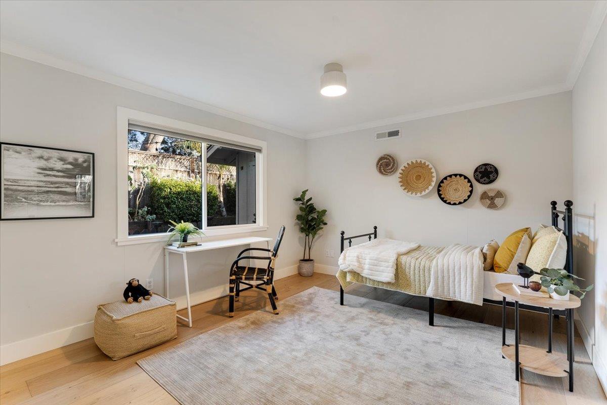 Detail Gallery Image 16 of 42 For 133 Goss Ave, Santa Cruz,  CA 95065 - 3 Beds | 2 Baths