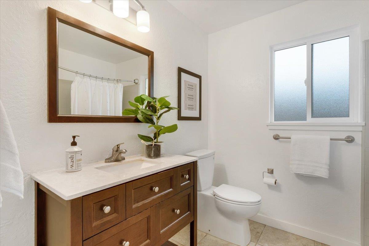Detail Gallery Image 17 of 42 For 133 Goss Ave, Santa Cruz,  CA 95065 - 3 Beds | 2 Baths