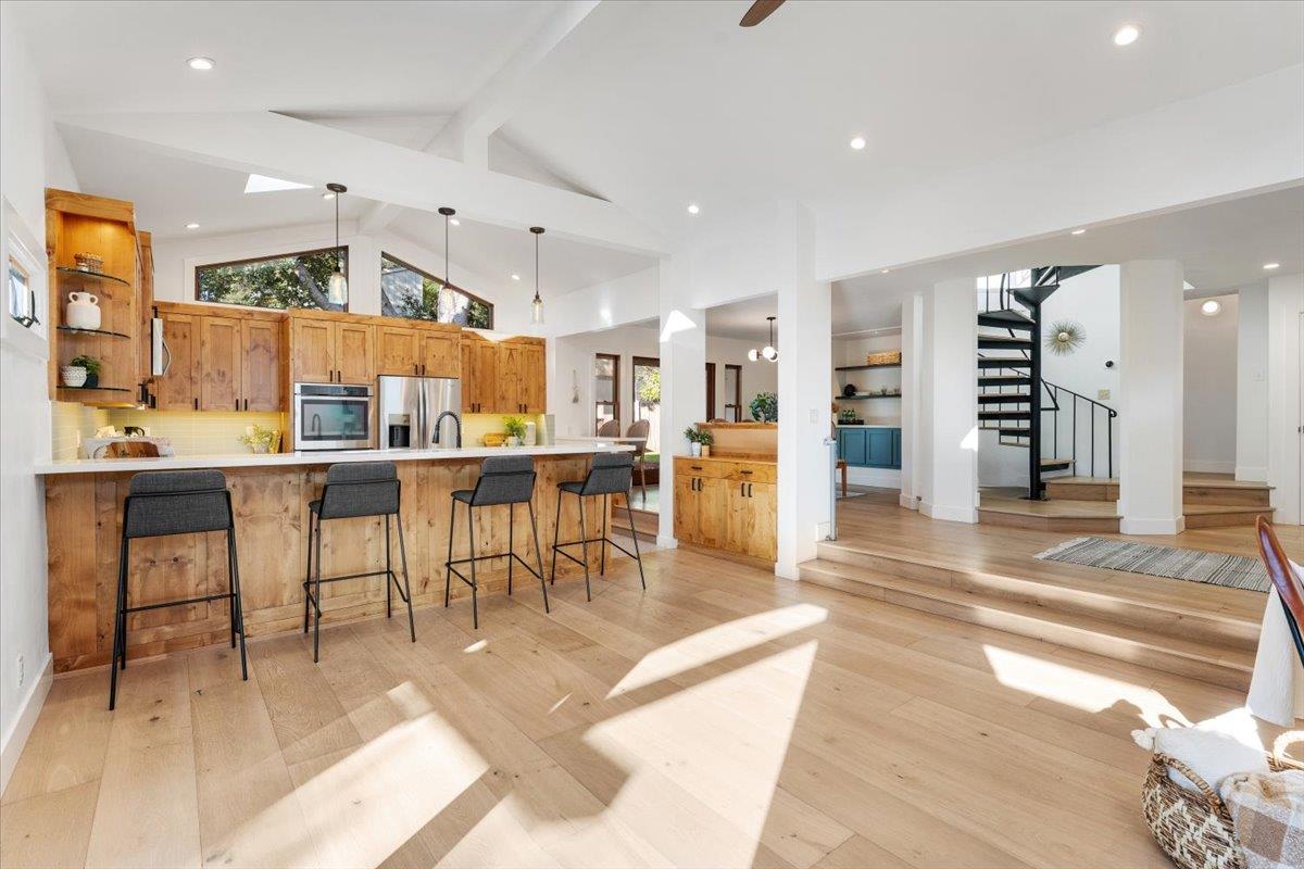 Detail Gallery Image 8 of 42 For 133 Goss Ave, Santa Cruz,  CA 95065 - 3 Beds | 2 Baths