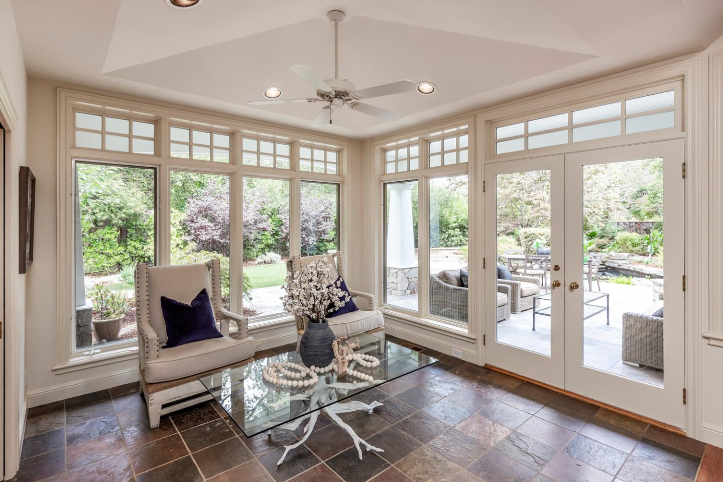 Detail Gallery Image 14 of 51 For 941 Berry Ave, Los Altos,  CA 94024 - 4 Beds | 4/1 Baths