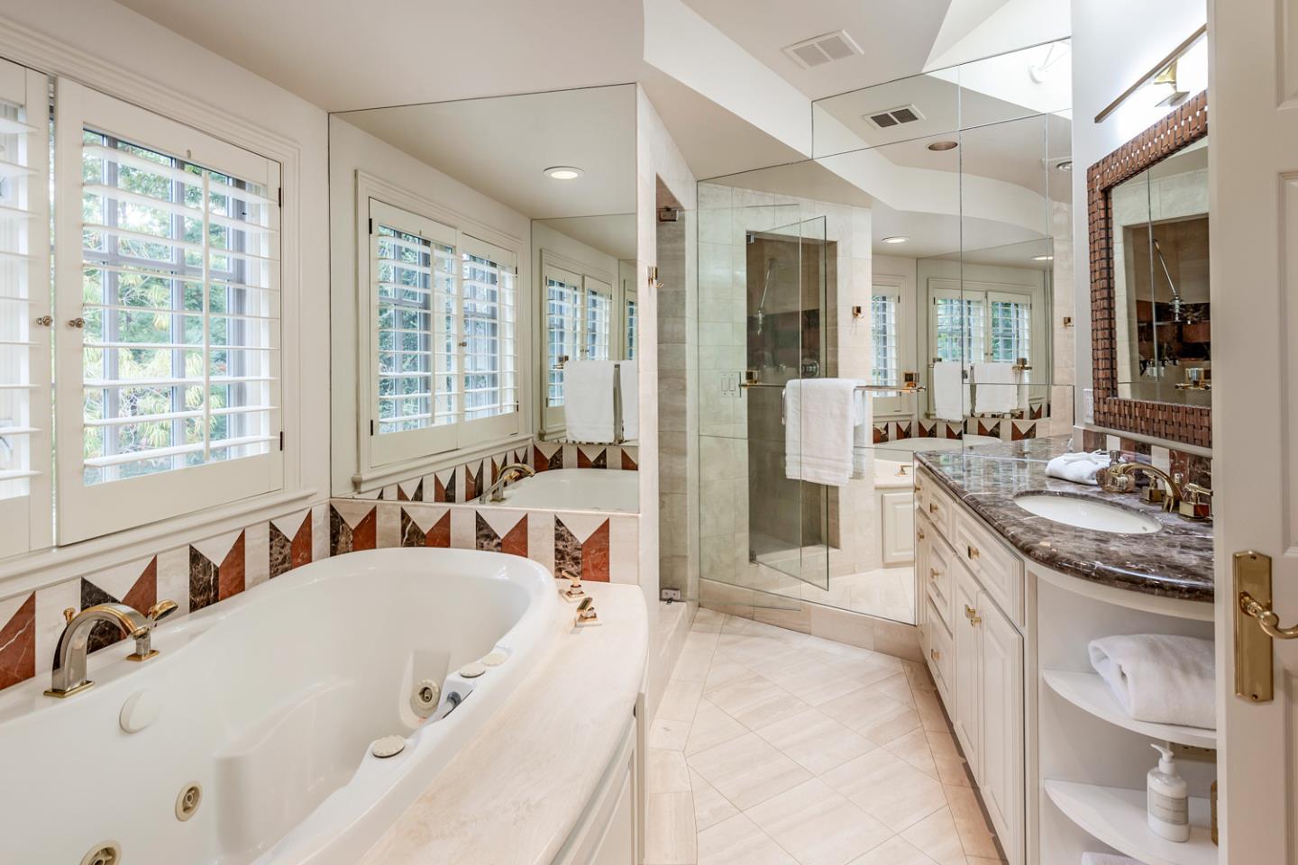 Detail Gallery Image 26 of 51 For 941 Berry Ave, Los Altos,  CA 94024 - 4 Beds | 4/1 Baths
