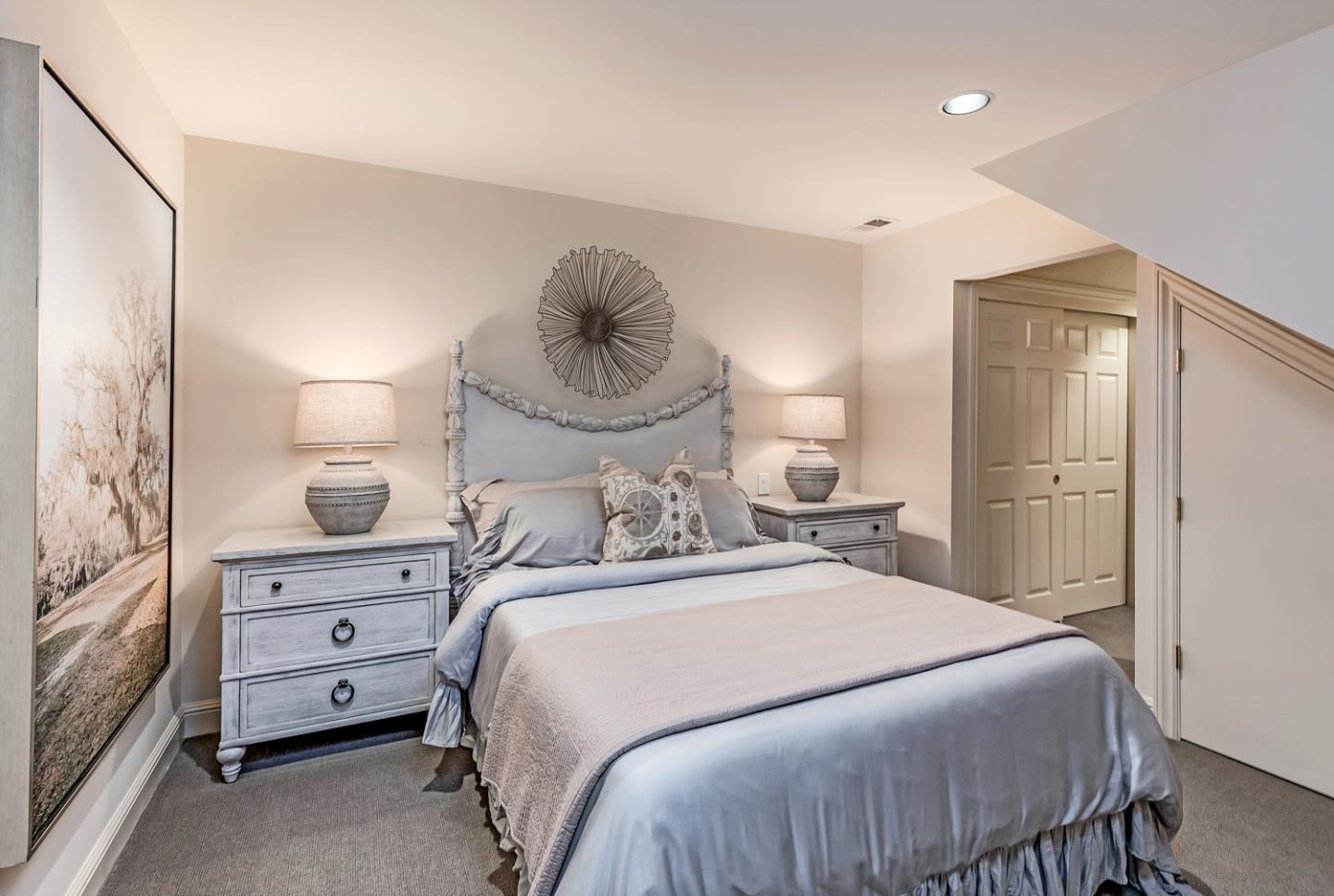 Detail Gallery Image 33 of 51 For 941 Berry Ave, Los Altos,  CA 94024 - 4 Beds | 4/1 Baths