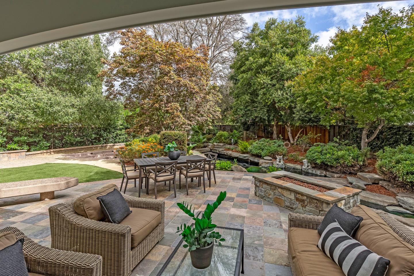 Detail Gallery Image 38 of 51 For 941 Berry Ave, Los Altos,  CA 94024 - 4 Beds | 4/1 Baths