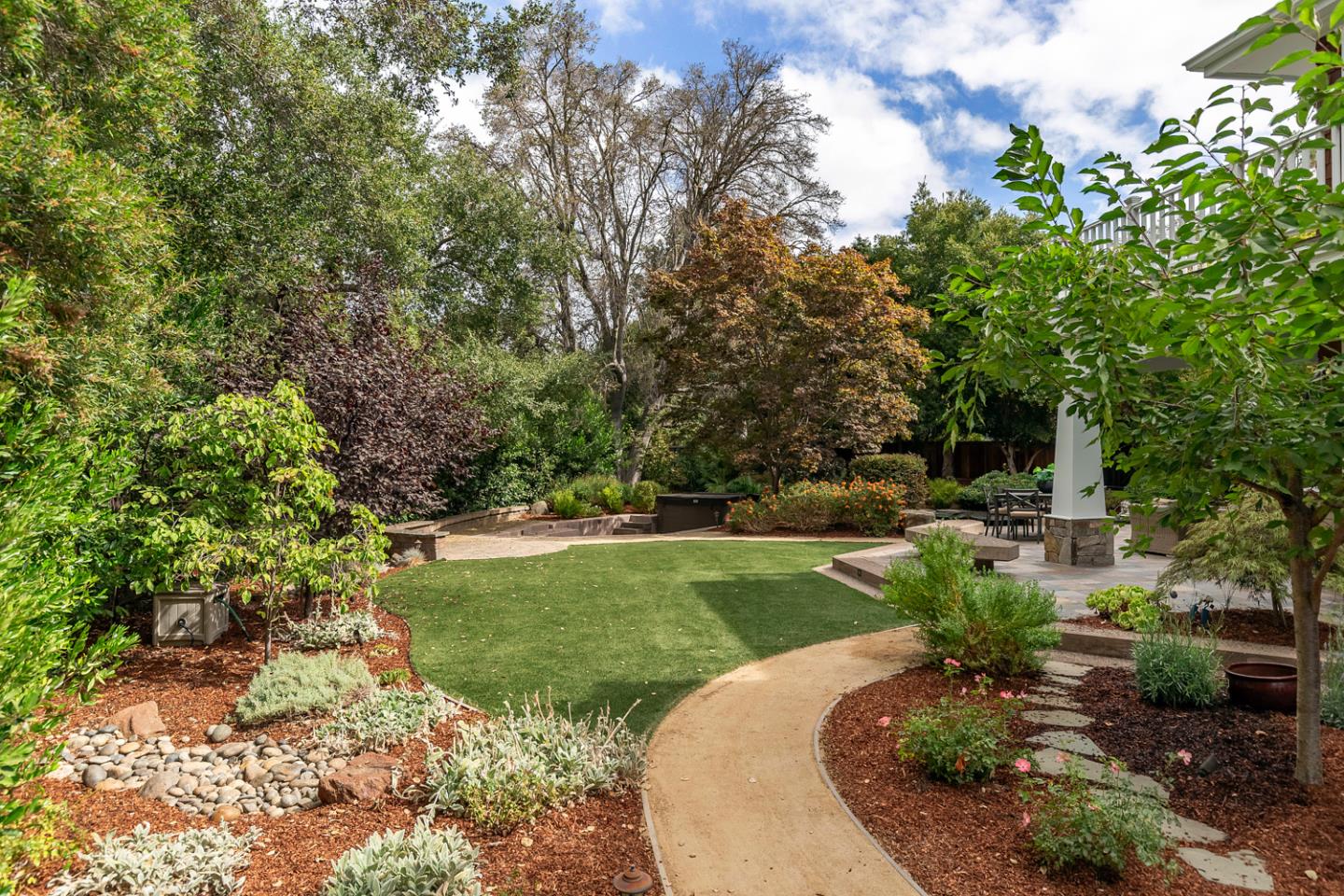 Detail Gallery Image 48 of 51 For 941 Berry Ave, Los Altos,  CA 94024 - 4 Beds | 4/1 Baths