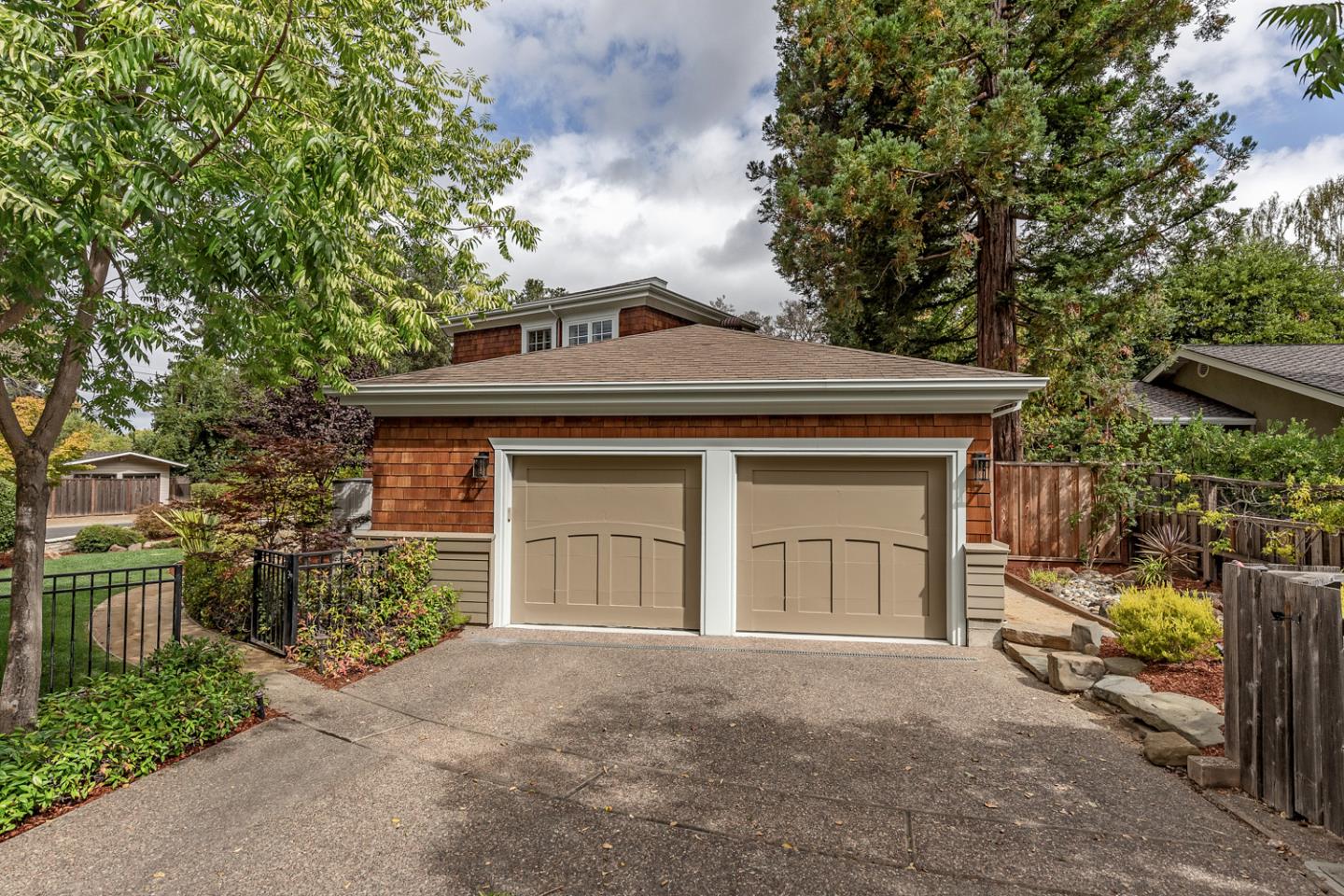 Detail Gallery Image 50 of 51 For 941 Berry Ave, Los Altos,  CA 94024 - 4 Beds | 4/1 Baths