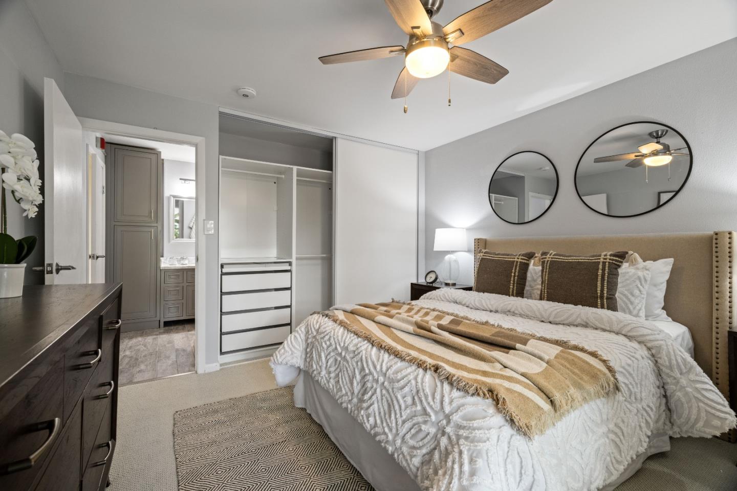 Detail Gallery Image 7 of 25 For 833 N Humboldt St #314,  San Mateo,  CA 94401 - 1 Beds | 1 Baths