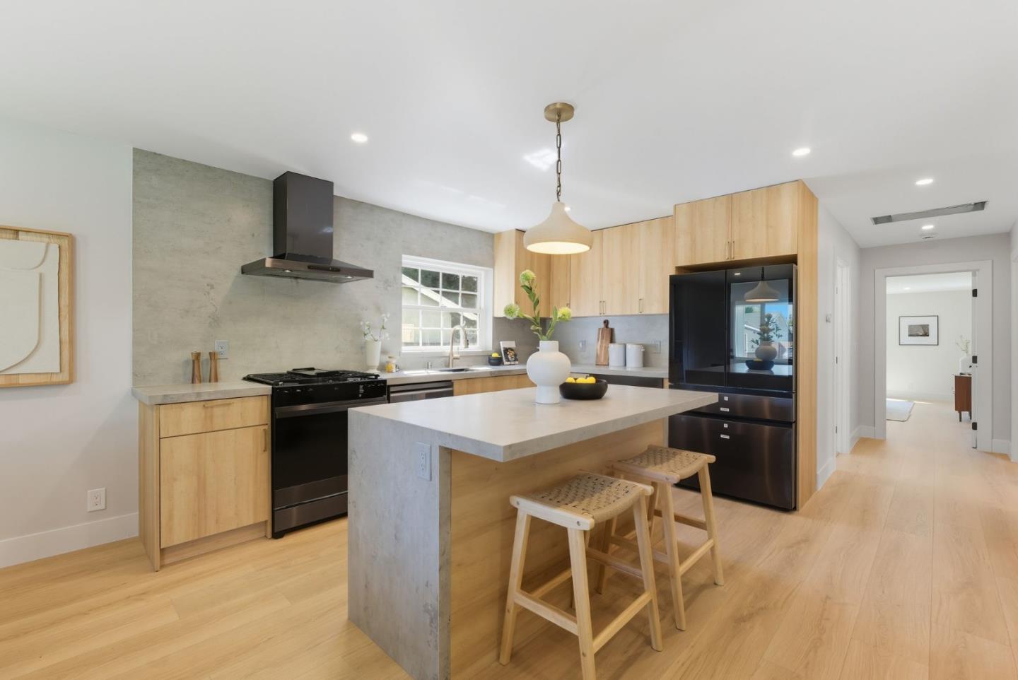 Detail Gallery Image 10 of 53 For 1117 Henderson Ave, Menlo Park,  CA 94025 - 3 Beds | 2 Baths