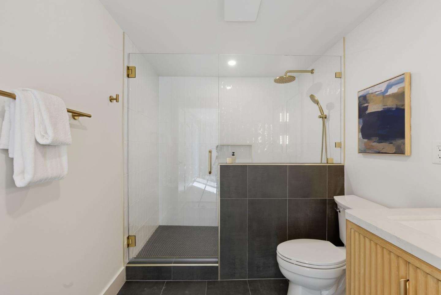 Detail Gallery Image 29 of 53 For 1117 Henderson Ave, Menlo Park,  CA 94025 - 3 Beds | 2 Baths