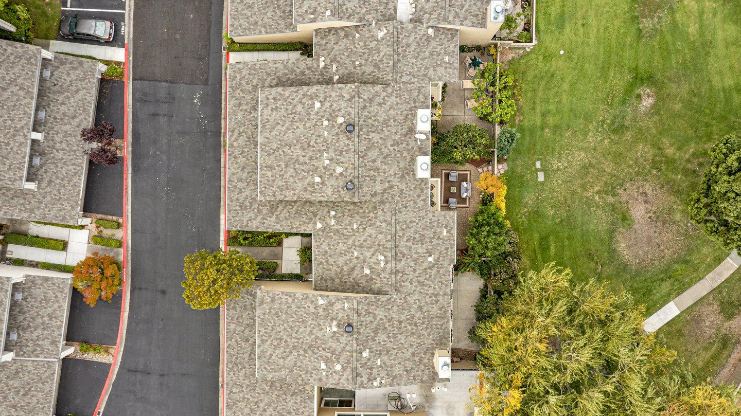 Detail Gallery Image 12 of 36 For 706 Celestial Ln, Foster City,  CA 94404 - 3 Beds | 2/1 Baths