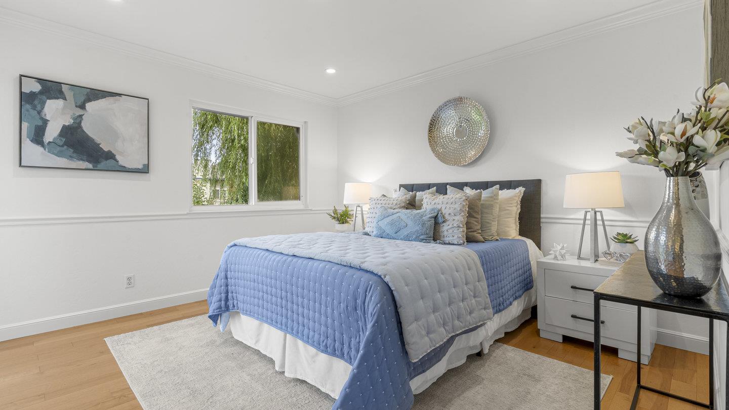 Detail Gallery Image 16 of 36 For 706 Celestial Ln, Foster City,  CA 94404 - 3 Beds | 2/1 Baths