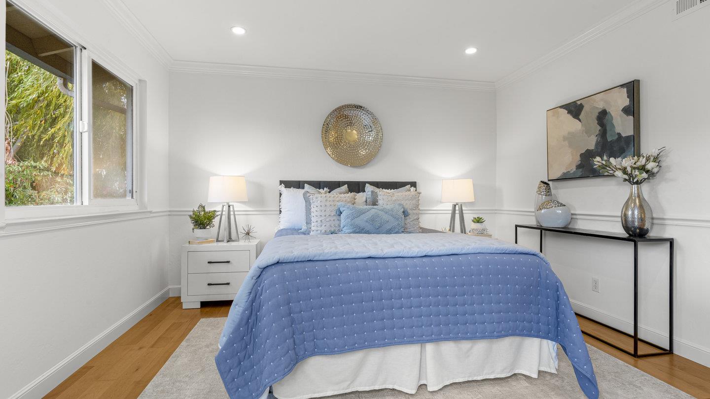 Detail Gallery Image 17 of 36 For 706 Celestial Ln, Foster City,  CA 94404 - 3 Beds | 2/1 Baths