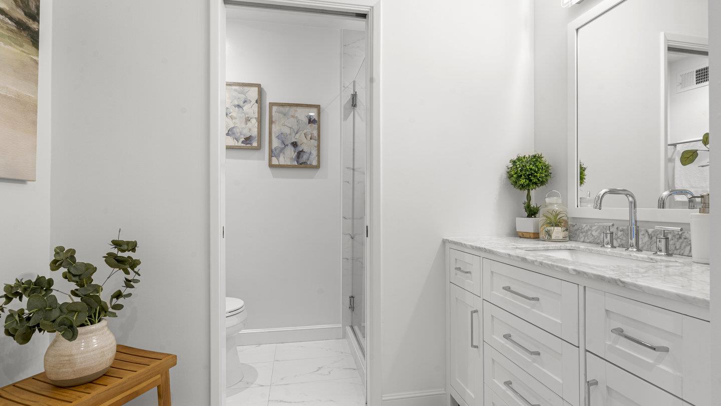 Detail Gallery Image 21 of 36 For 706 Celestial Ln, Foster City,  CA 94404 - 3 Beds | 2/1 Baths