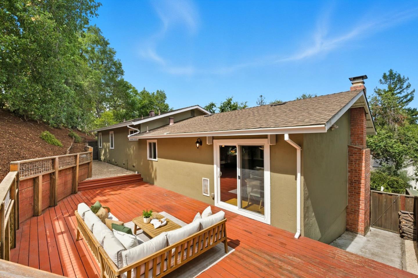 Detail Gallery Image 53 of 67 For 2315 Cheshire Way, Redwood City,  CA 94061 - 3 Beds | 2 Baths