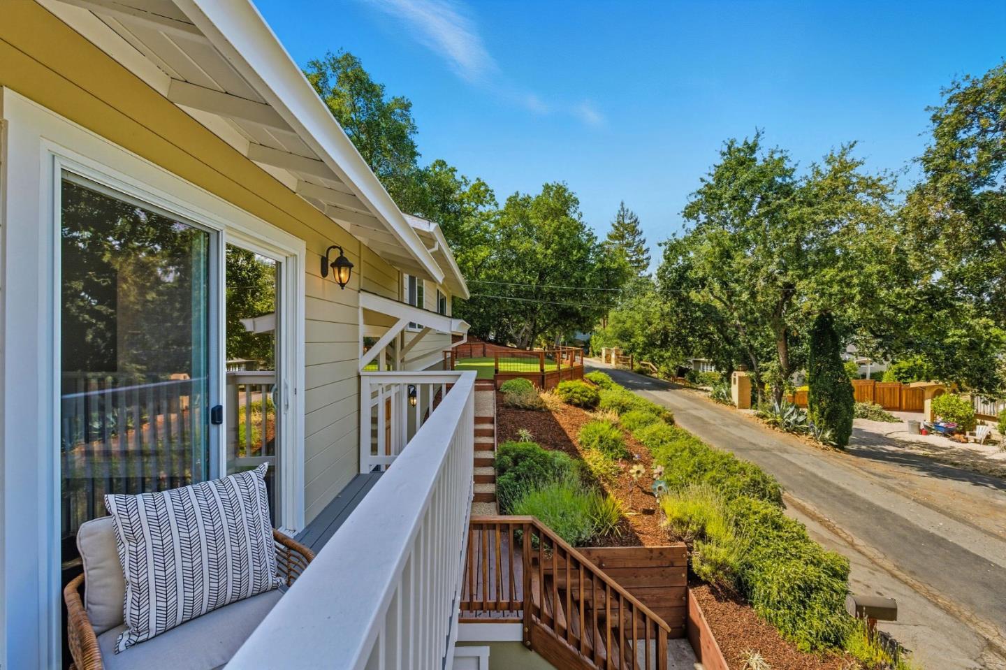 Detail Gallery Image 57 of 67 For 2315 Cheshire Way, Redwood City,  CA 94061 - 3 Beds | 2 Baths