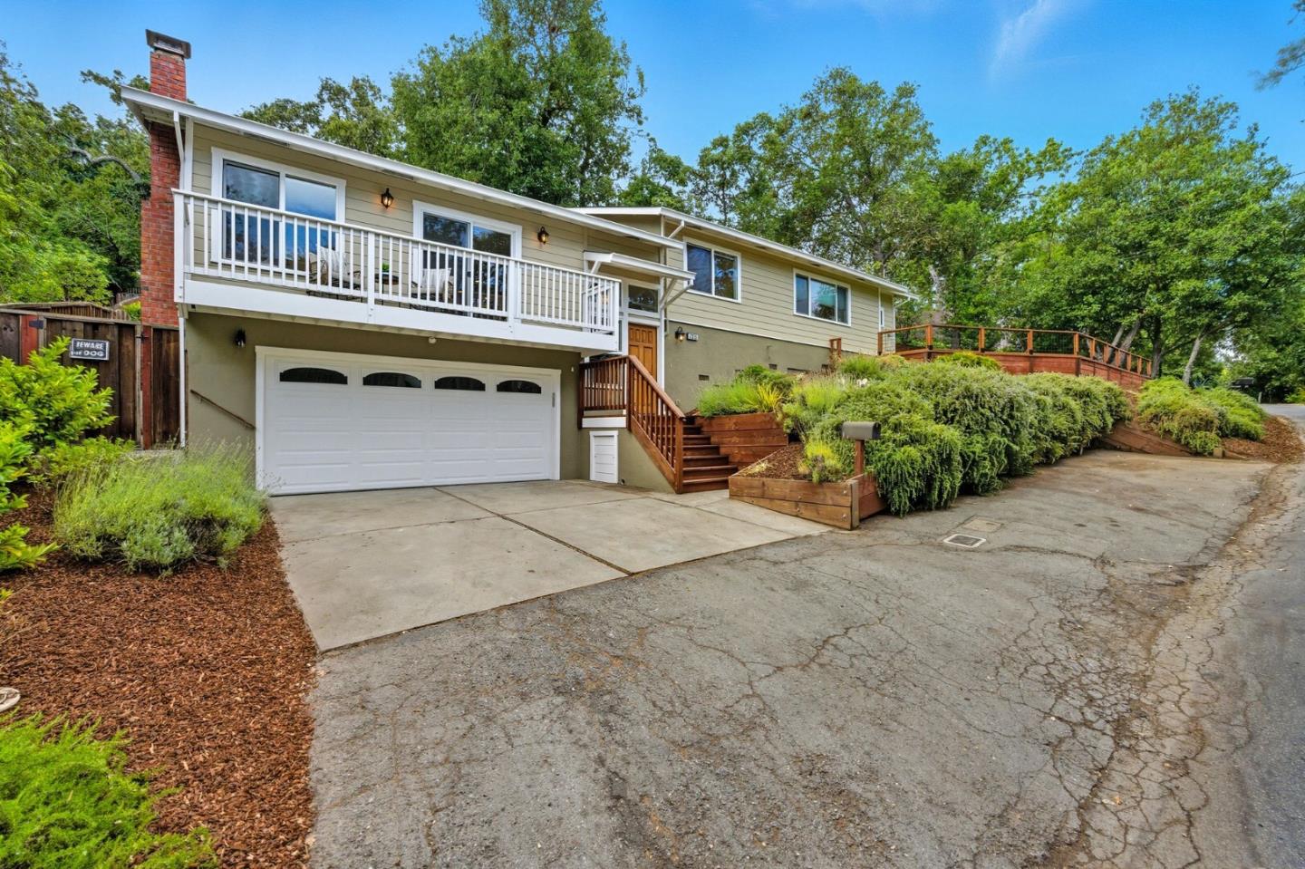 Detail Gallery Image 61 of 67 For 2315 Cheshire Way, Redwood City,  CA 94061 - 3 Beds | 2 Baths